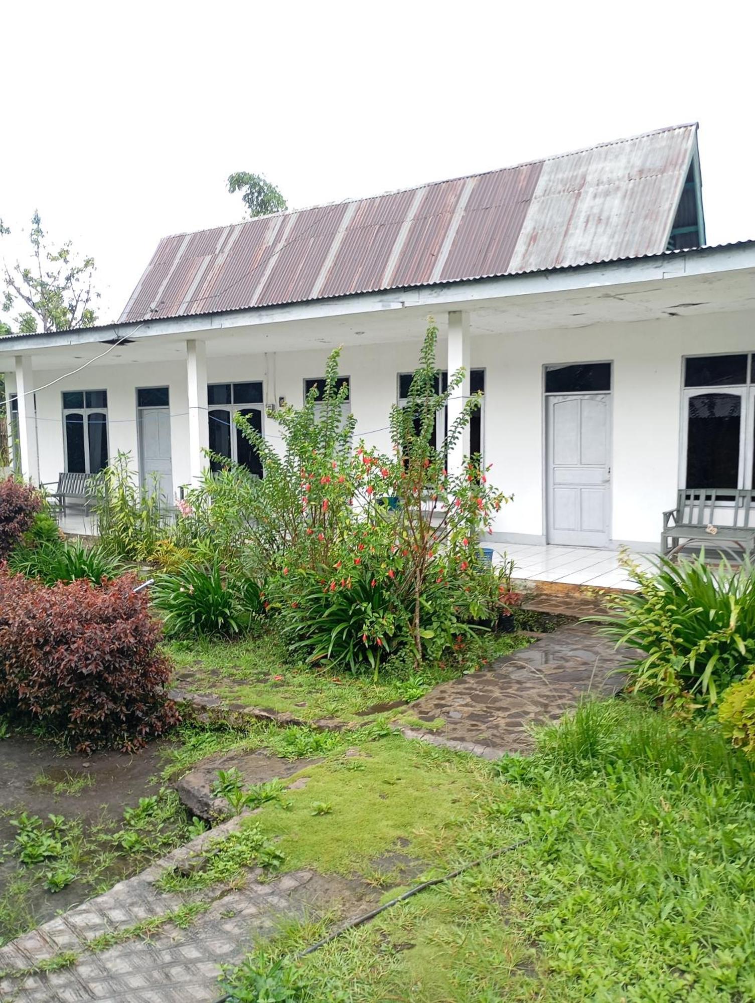 Hidayah Homestay เคลิมูตู ภายนอก รูปภาพ